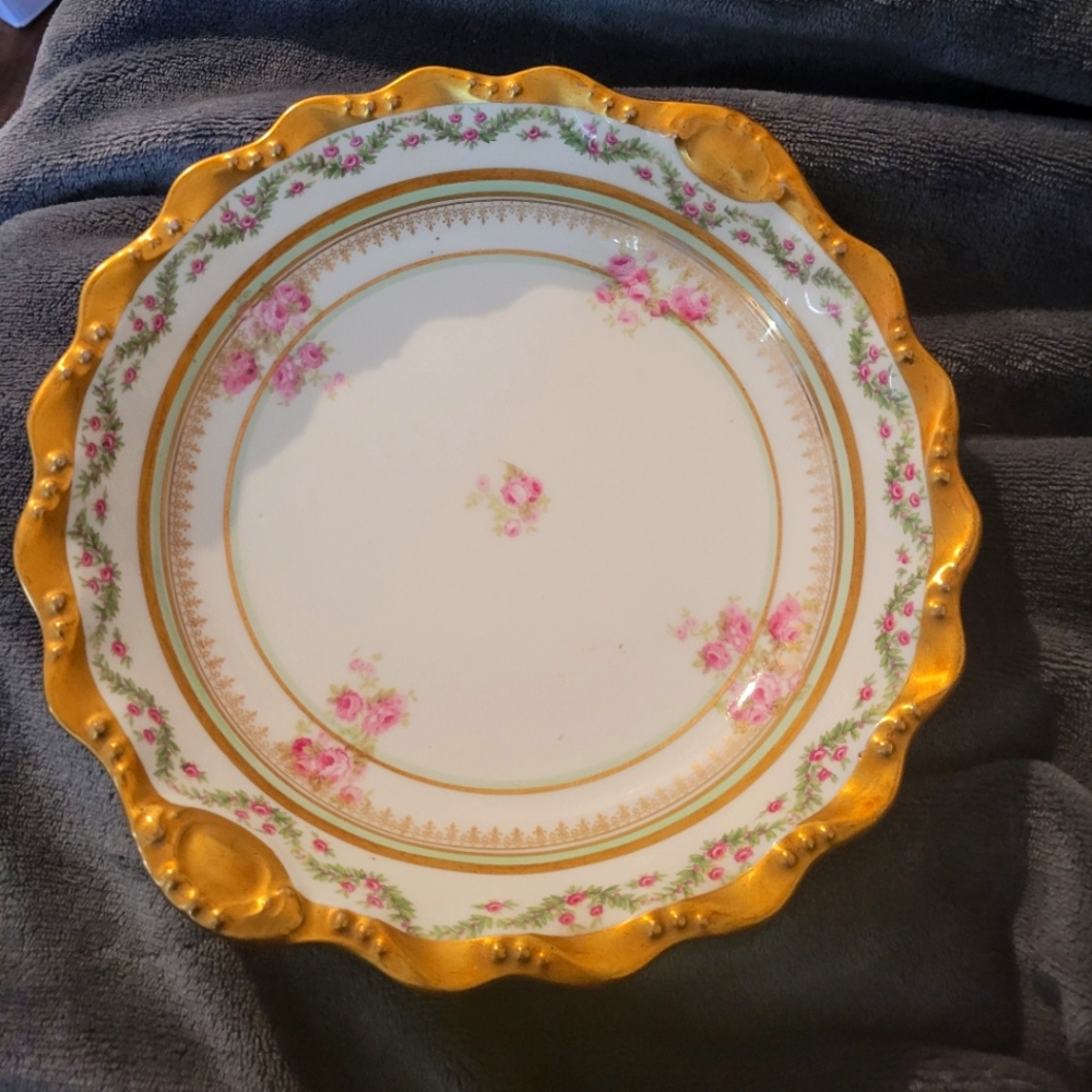 Blakeman & Henderson scalloped plate